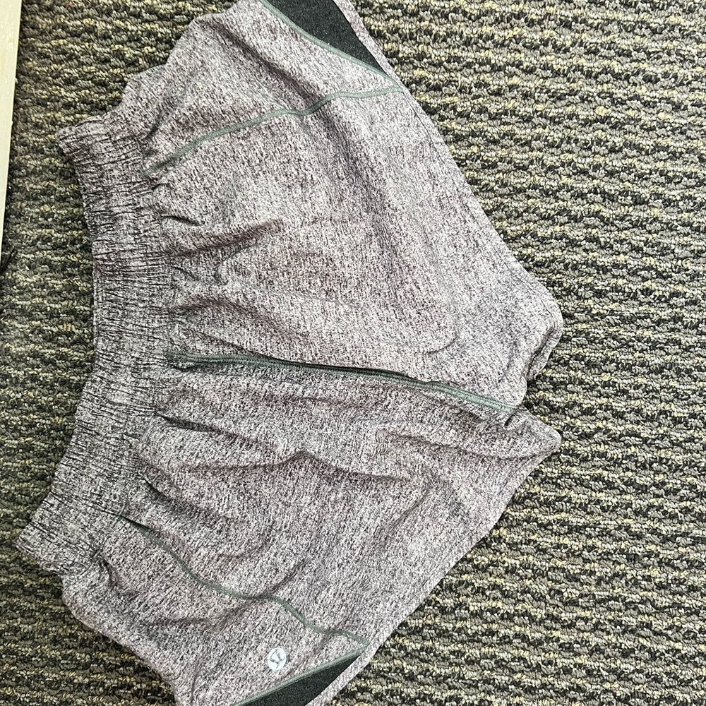 LuLuLemon Hotty Hot shorts